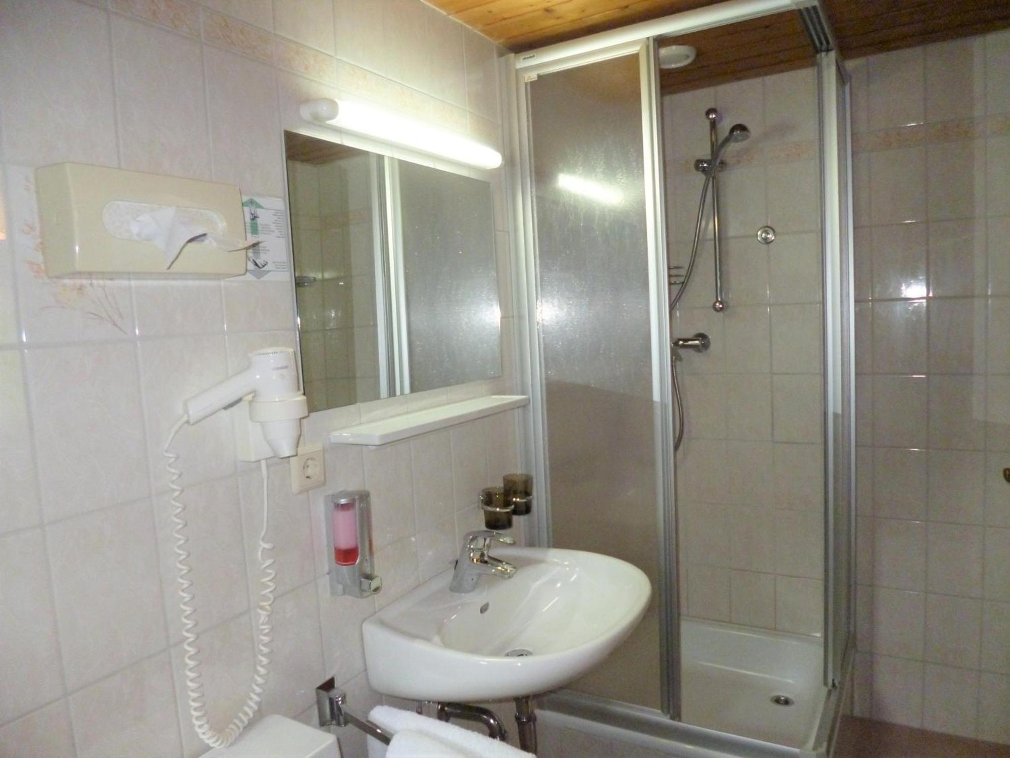 Haus Christian Apartment Klosterle am Arlberg ภายนอก รูปภาพ
