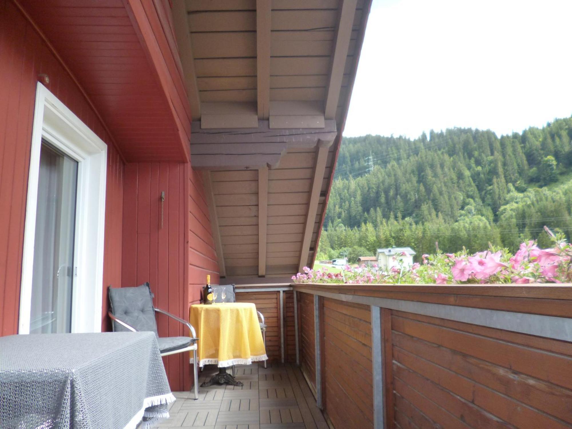 Haus Christian Apartment Klosterle am Arlberg ภายนอก รูปภาพ