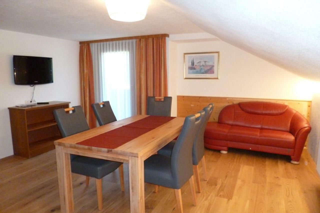 Haus Christian Apartment Klosterle am Arlberg ภายนอก รูปภาพ