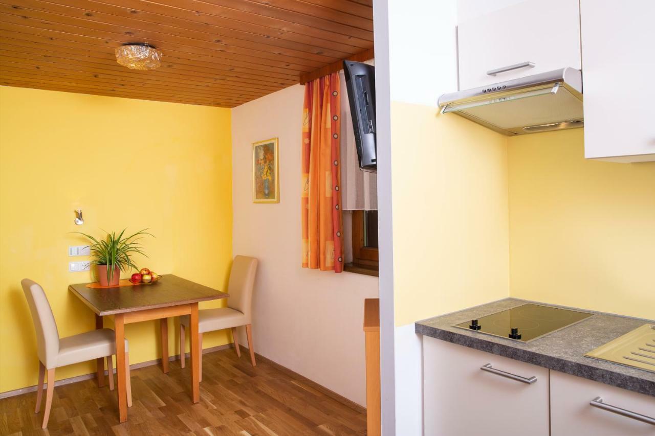 Haus Christian Apartment Klosterle am Arlberg ภายนอก รูปภาพ