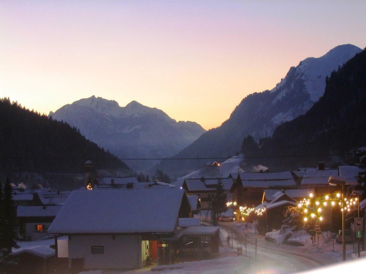 Haus Christian Apartment Klosterle am Arlberg ภายนอก รูปภาพ