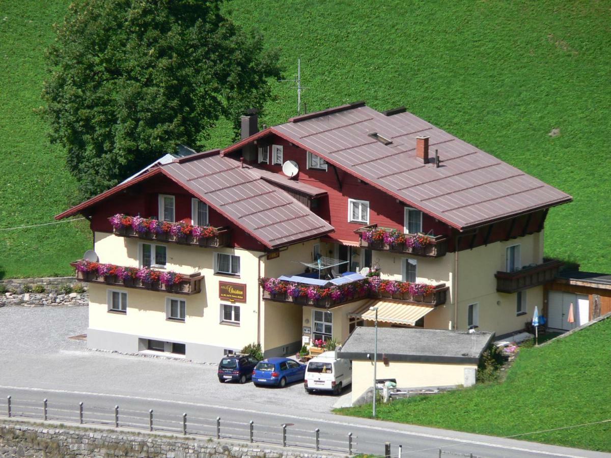 Haus Christian Apartment Klosterle am Arlberg ภายนอก รูปภาพ