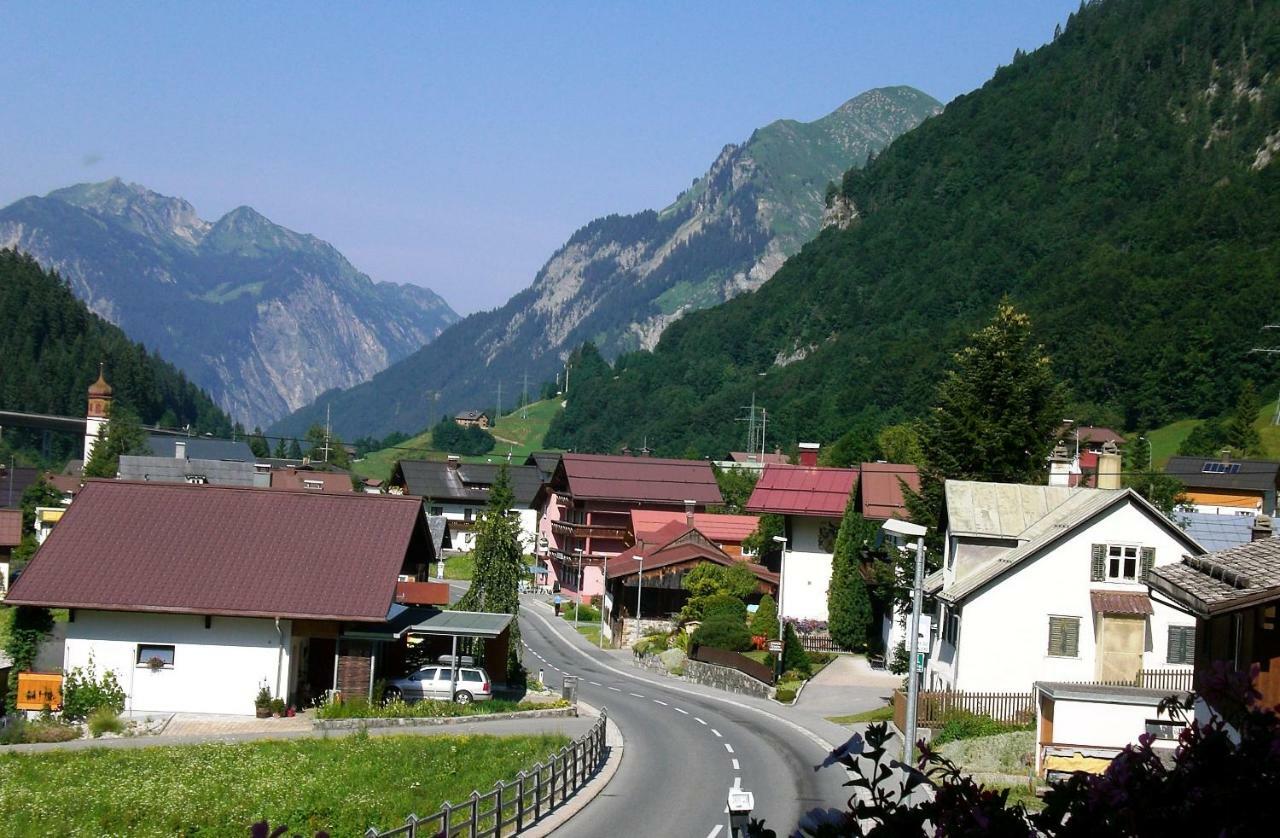 Haus Christian Apartment Klosterle am Arlberg ภายนอก รูปภาพ